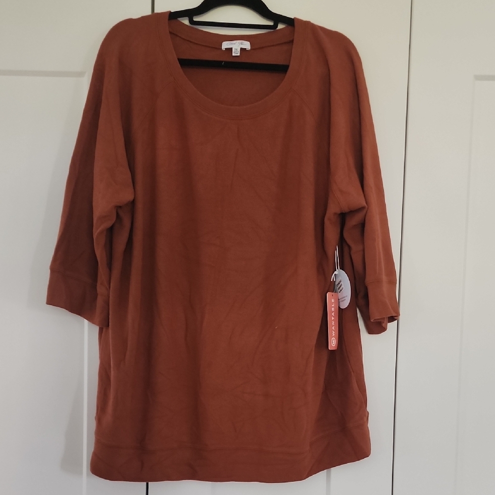 CLOUD TEN Plush Crew Neck Pullover